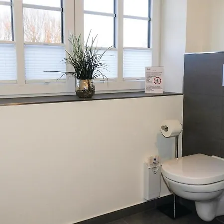 1 Bedroom Stunning In *