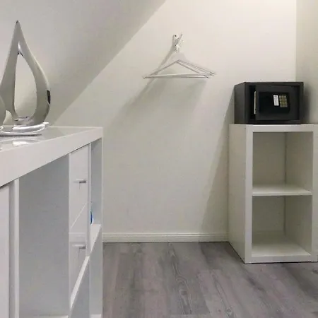 1 Bedroom Stunning In Apartamento *